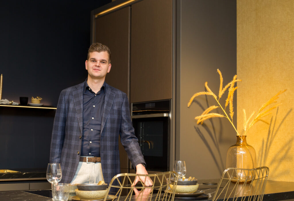 Eliza is gestart bij Velthuizen Keukens